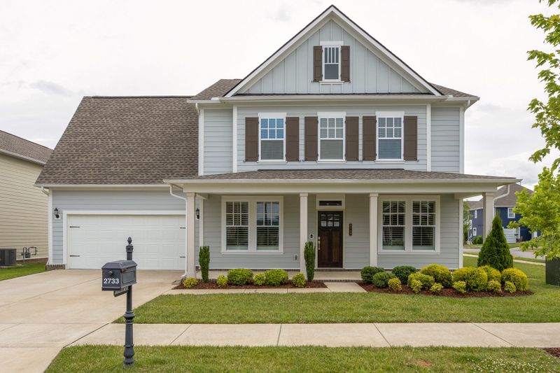 2733 Americus Dr, Thompsons Station, TN 37179