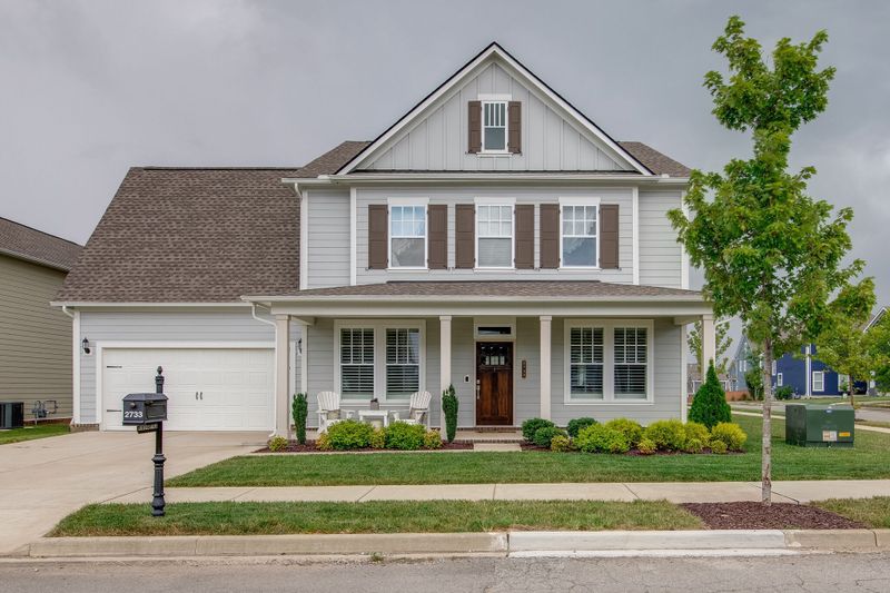 2733 Americus Dr, Thompsons Station, TN 37179
