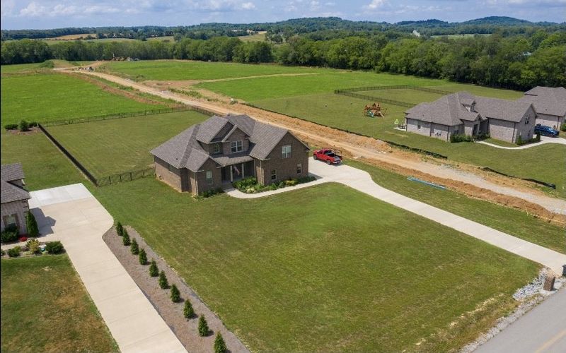 136 Branham Mill Rd, Gallatin, TN 37066