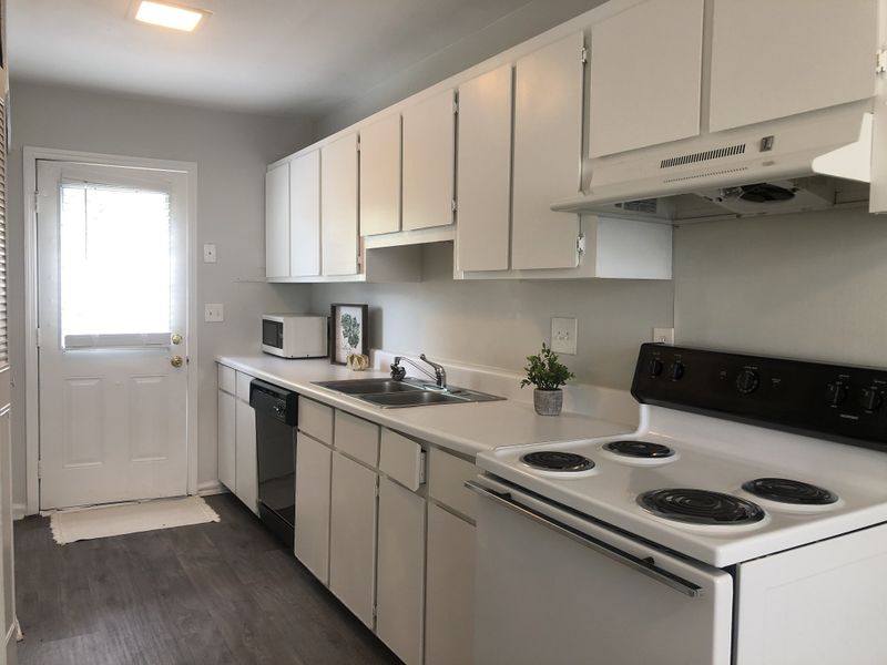 1301 Neelys Bend Rd #25, Madison, TN 37115