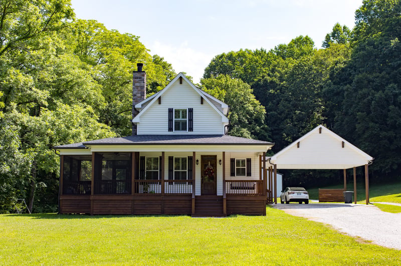 883 Bear Creek Valley Rd, Bon Aqua, TN 37025
