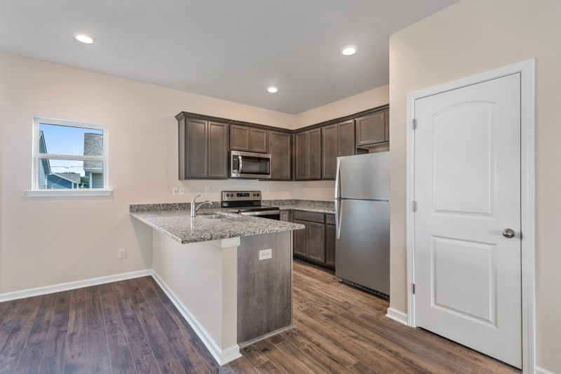 6086 Cullen Dr, La Vergne, TN 37086