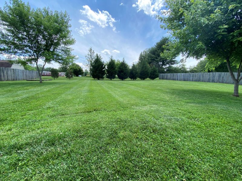1016 Windsong Trl, Greenbrier, TN 37073