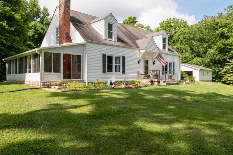111 Kinneys School Rd, Springfield, TN 37172