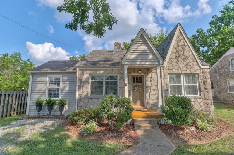 1337 W Main St W, Franklin, TN 37064