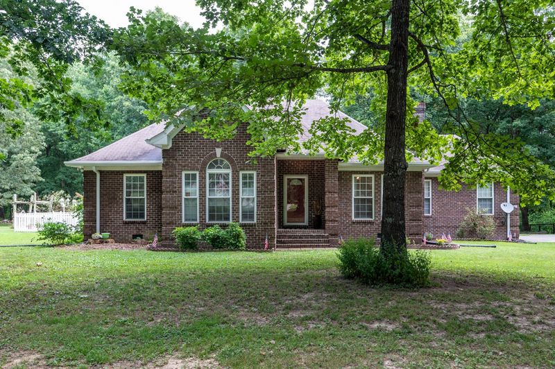 734 Keytown Rd, Portland, TN 37148