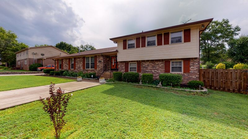 1312 Cheyenne Blvd, Madison, TN 37115
