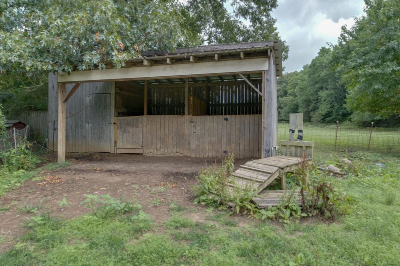 4971 Rocky Top Rd, Murfreesboro, TN 37127