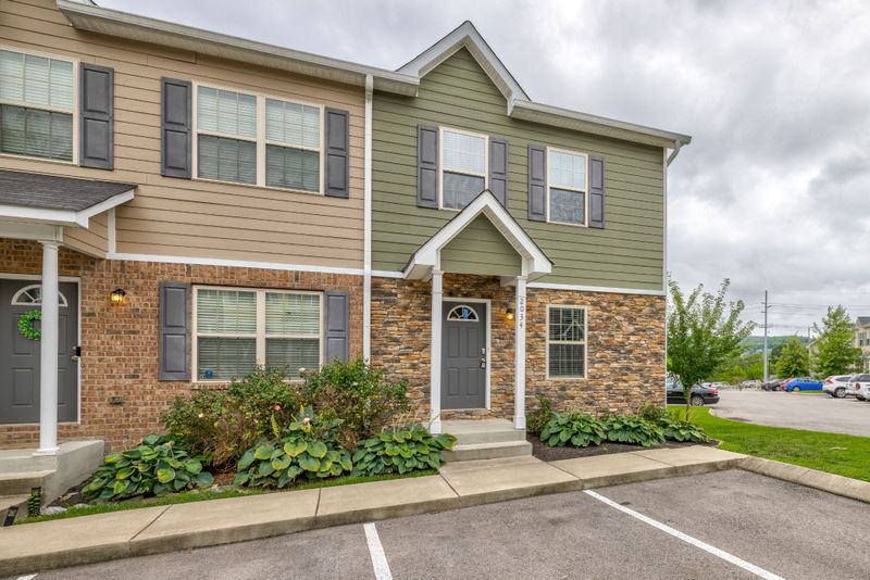 2034 Pinecrest Dr #26, Nashville, TN 37211