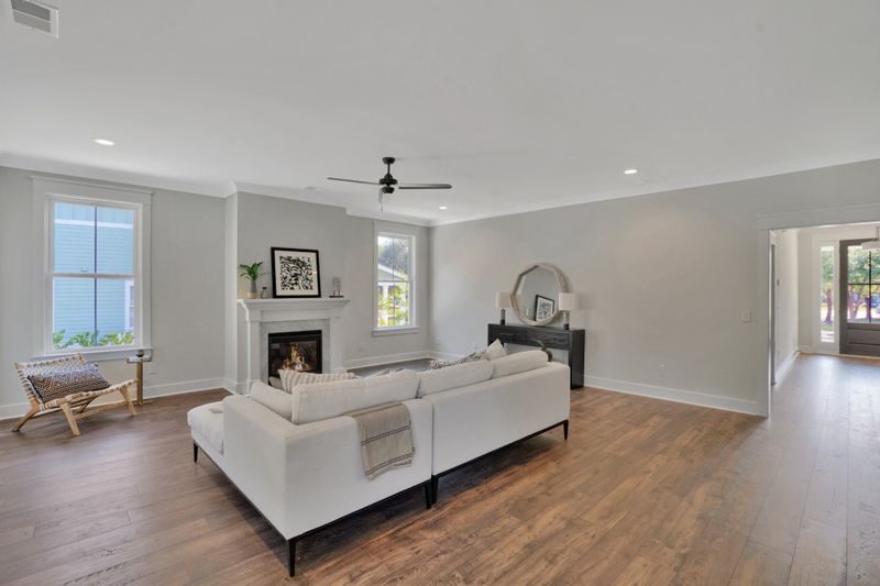 387 Hammock Ln, Spring Hill, TN 37174