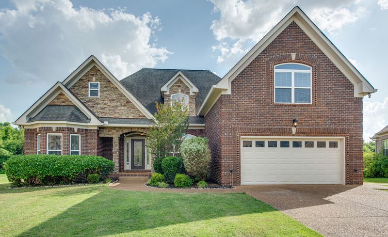 2014 Stonebrook Cir, Mount Juliet, TN 37122