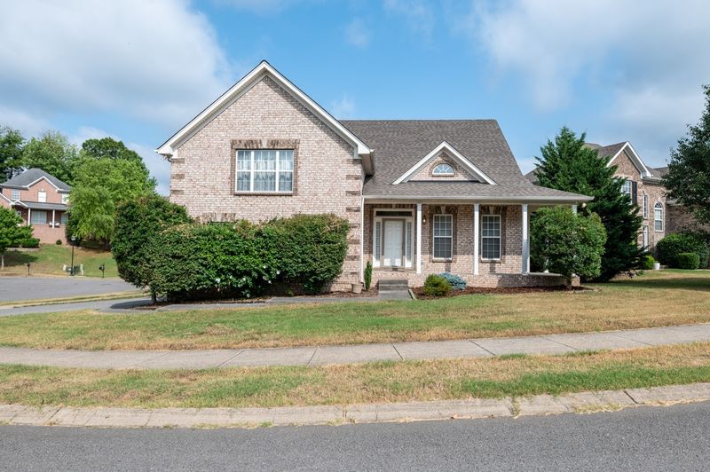 118 Bartlett Ln, Hendersonville, TN 37075