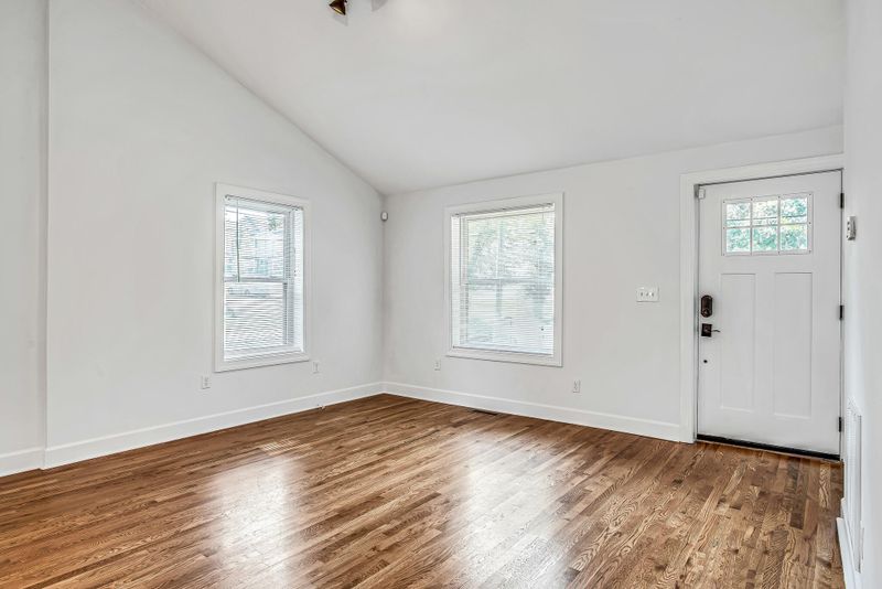 519 Edwin St, Nashville, TN 37207