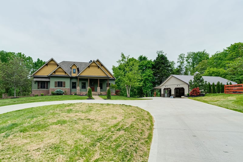 1365 Neptune Rd, Ashland City, TN 37015