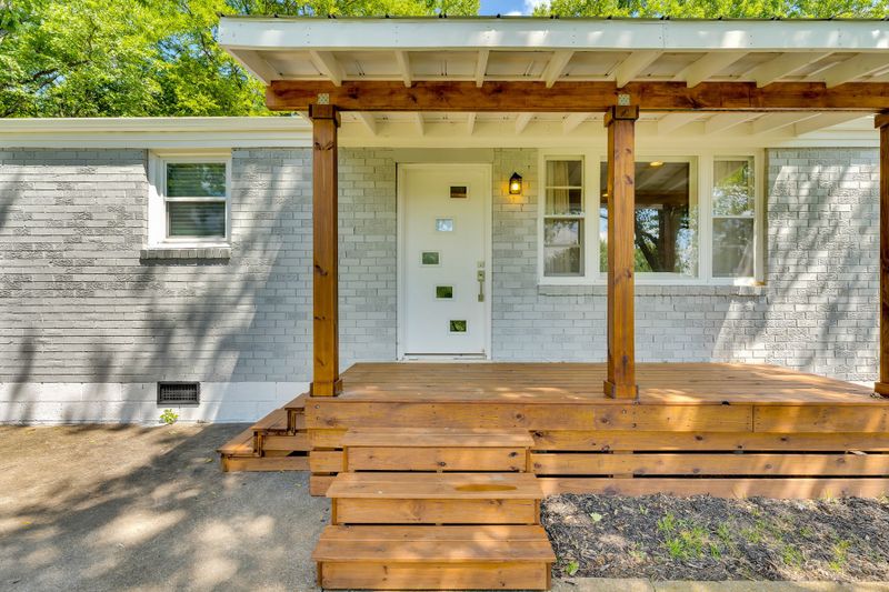 352B Dade Dr, Nashville, TN 37211