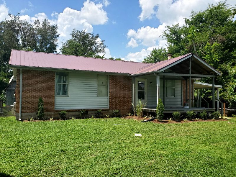 6215 Sunnyside Dr, Murfreesboro, TN 37129