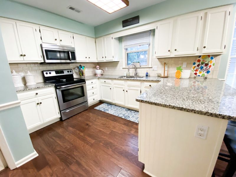 670 Watson Branch Dr, Franklin, TN 37064