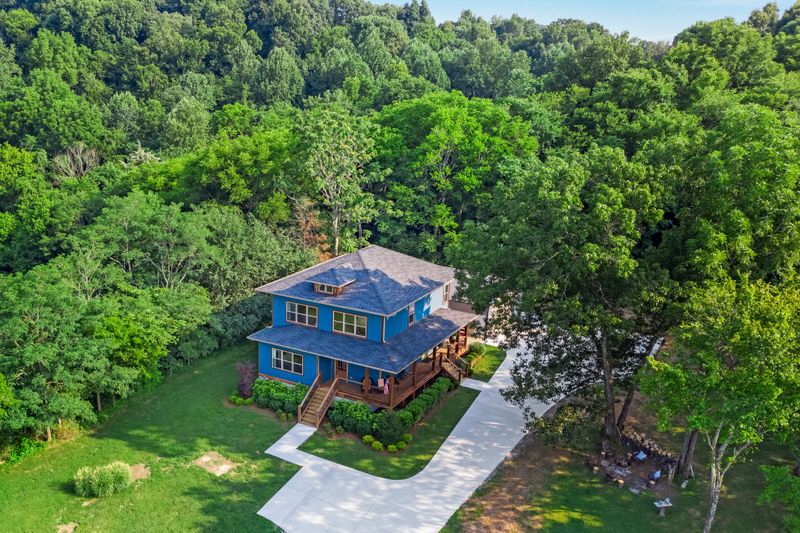 323 Vantrease Ln S, Gallatin, TN 37066