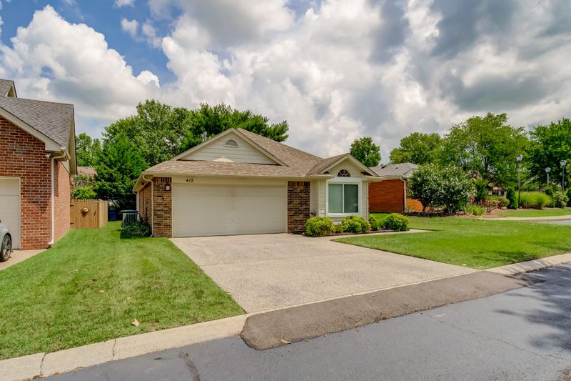 412 N Cameron Ct, Hermitage, TN 37076