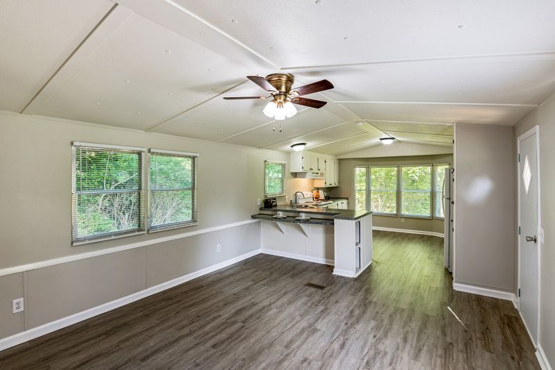 7201 Highway 76 W, Adams, TN 37010