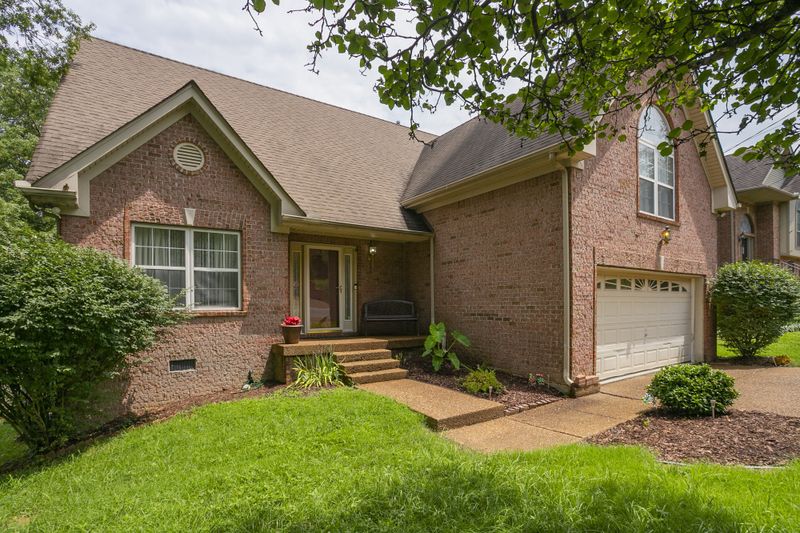6545 Broken Bow Dr, Antioch, TN 37013