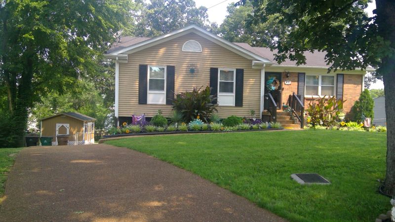 412 S Towne Ct, Antioch, TN 37013