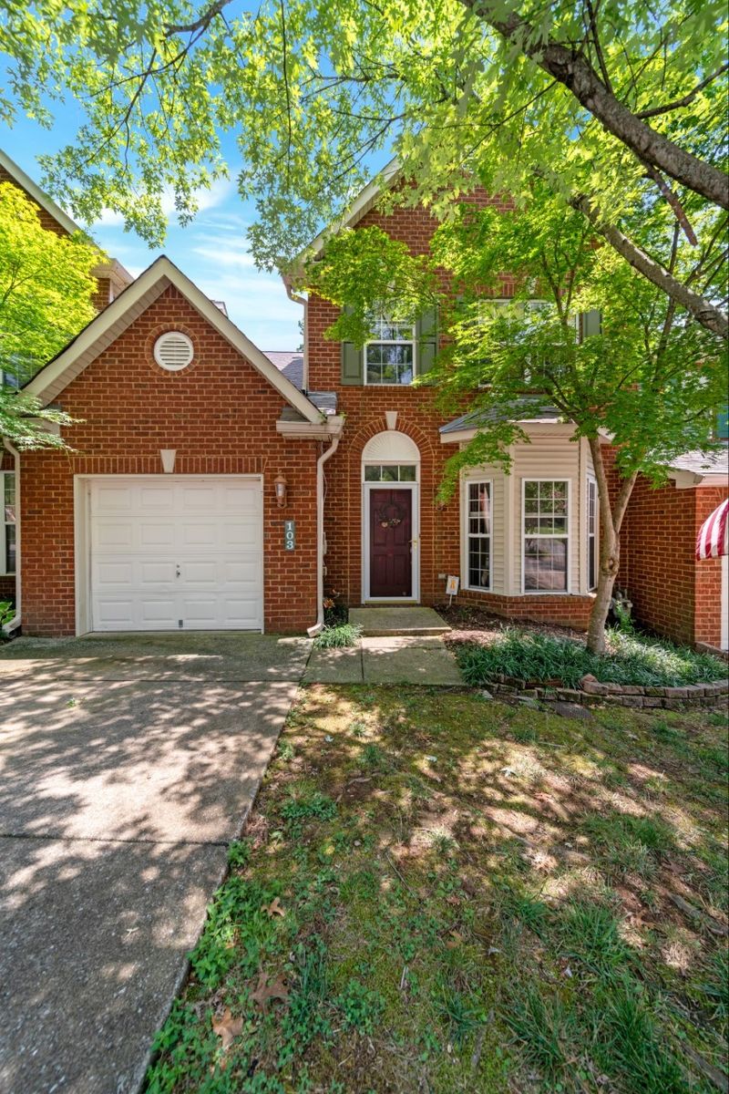 103 Nashboro Grns N, Nashville, TN 37217