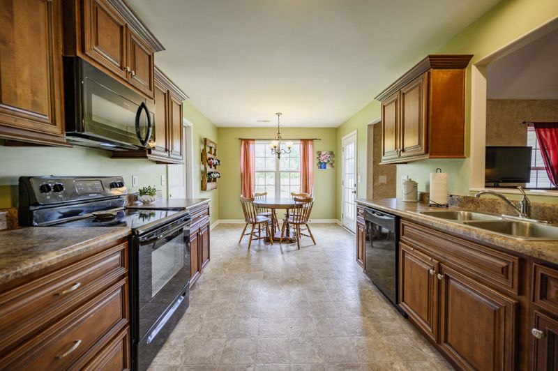 410 Gateway Dr, Murfreesboro, TN 37127