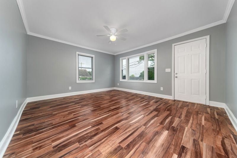 3106 Curtis St, Nashville, TN 37218
