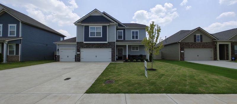 1208 Black Oak Dr, Murfreesboro, TN 37128