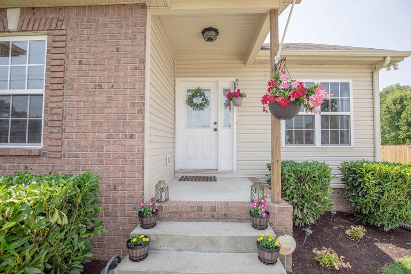 148 Filly Ln, Springfield, TN 37172