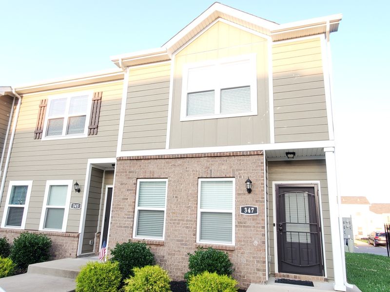 347 David Bolin Dr, La Vergne, TN 37086