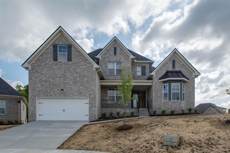 1102 Willow Springs Dr, Lebanon, TN 37087