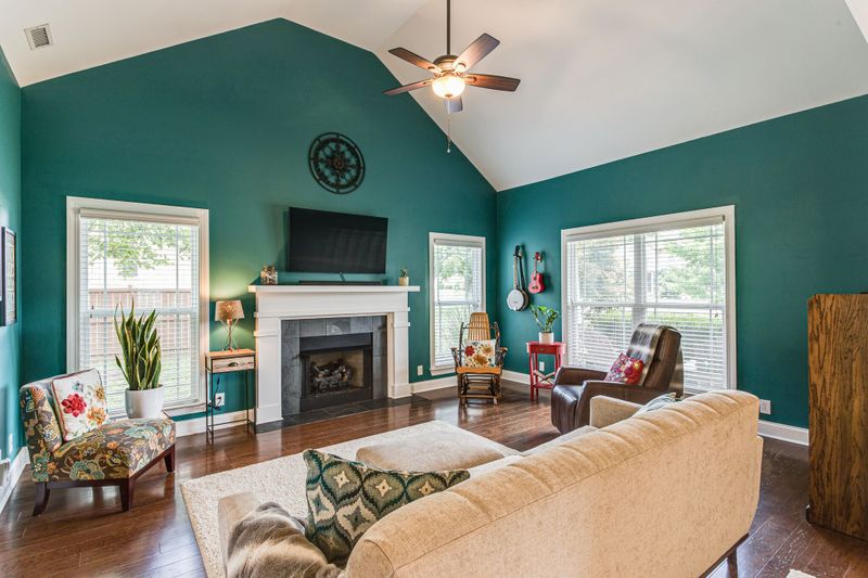 121 Tennerton Ln, Murfreesboro, TN 37129