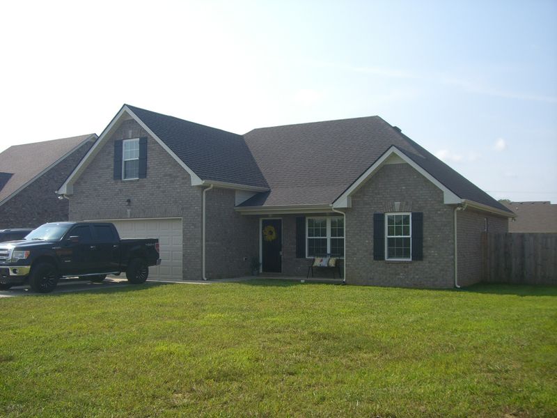 3008 Dusenburg Dr, Christiana, TN 37037