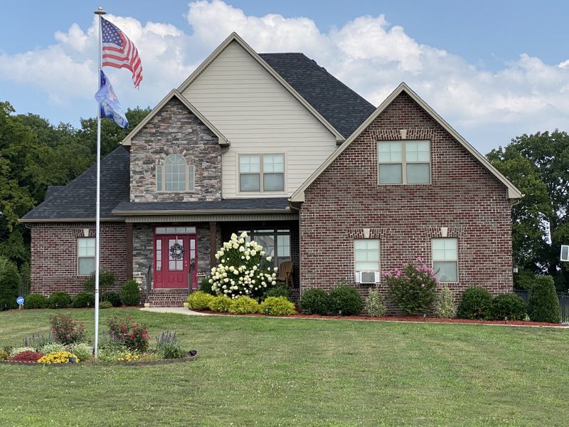 1023 Caballo Trl, Gallatin, TN 37066