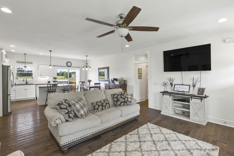 6014 Brown Rd, Springfield, TN 37172