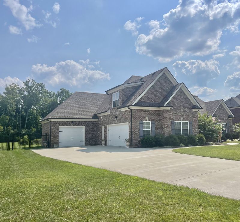 7981 Richpine Dr, Murfreesboro, TN 37128