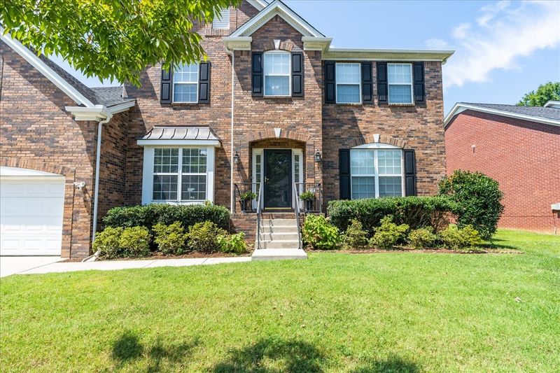 7384 Riverfront Dr, Nashville, TN 37221