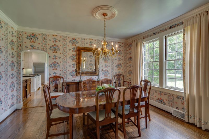 2107 Hampton Ave, Nashville, TN 37215