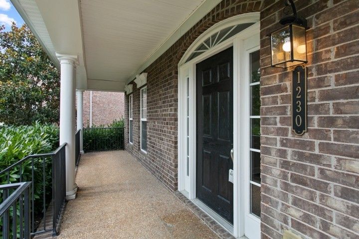 1230 Broadmoor Cir, Franklin, TN 37067