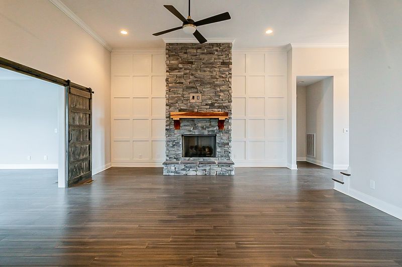 800 Stonebrook Dr, Lebanon, TN 37087