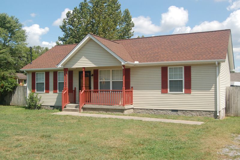 162 Irvin Rd, La Vergne, TN 37086