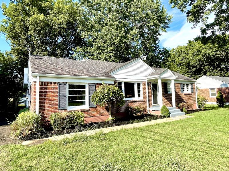 106 Lynn Dr, Columbia, TN 38401
