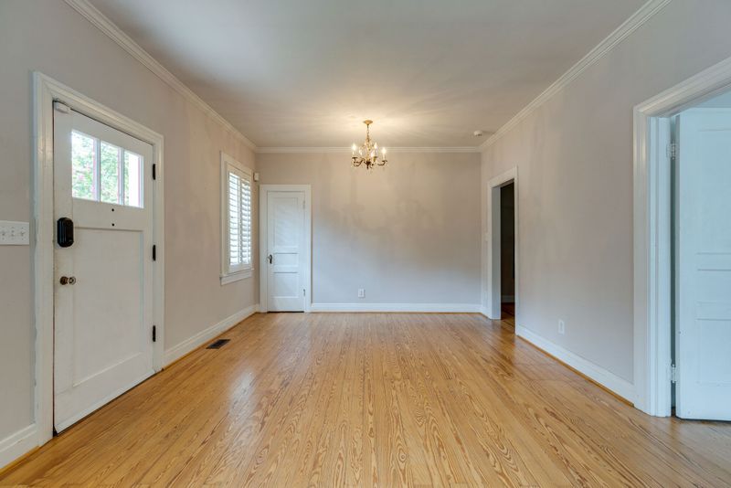 2800 Westwood Ave, Nashville, TN 37212