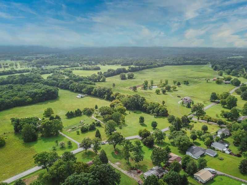 682 Corinth Rd, Mount Juliet, TN 37122