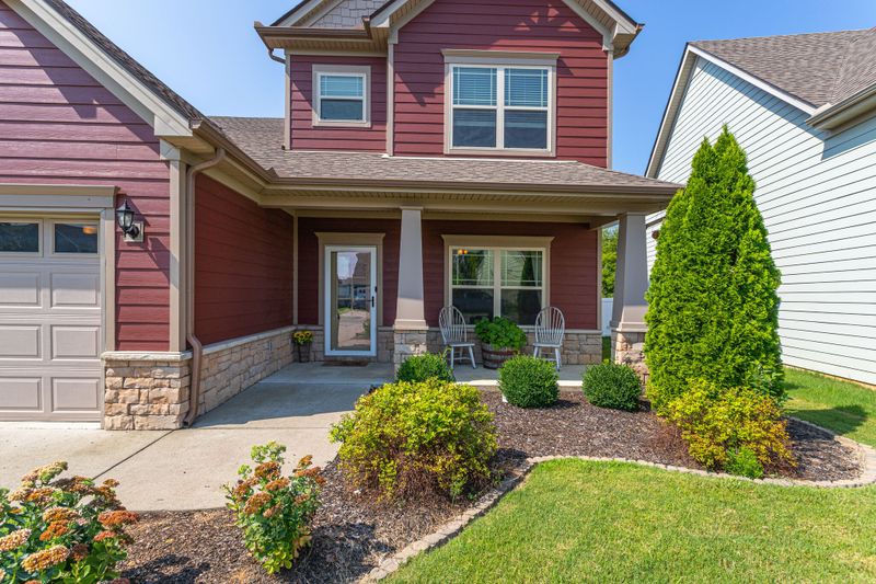 5912 Enclave Dr, Murfreesboro, TN 37128
