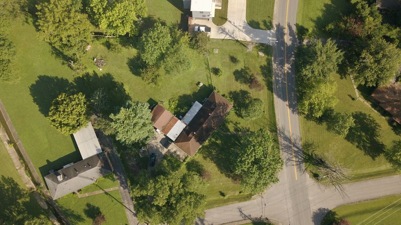 3013 Hillhurst Dr, Nashville, TN 37207