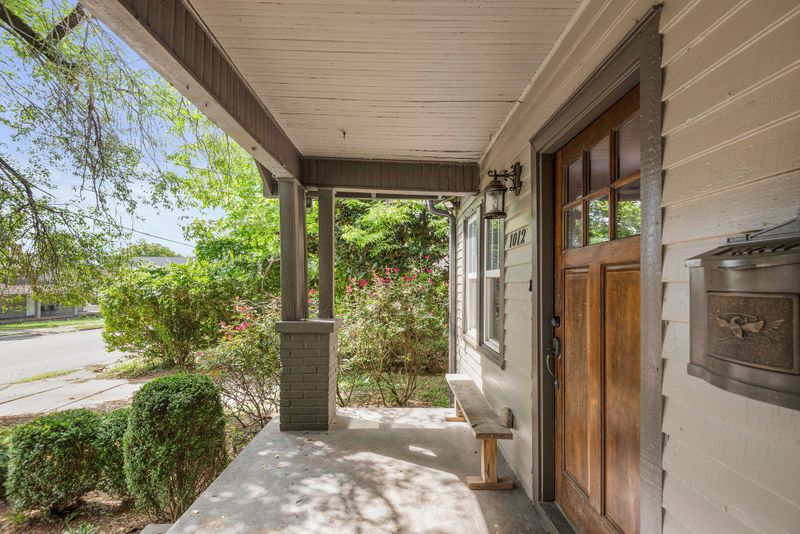 1012 N 6th St, Nashville, TN 37207