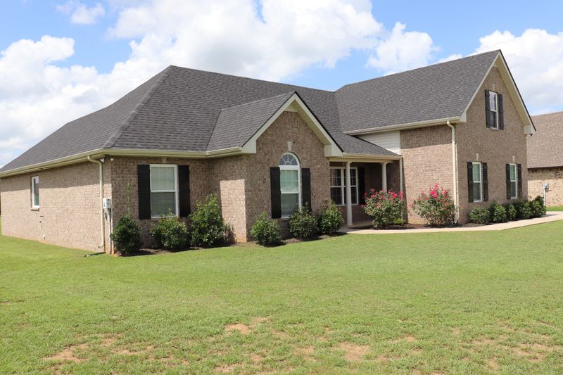 7832 Retired Ct, Murfreesboro, TN 37127